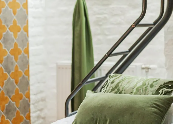 Green Apartments Хостел
